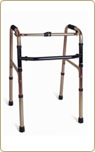 Andadera aluminio plegable